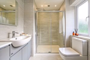 En-Suite Shower Room - click for photo gallery